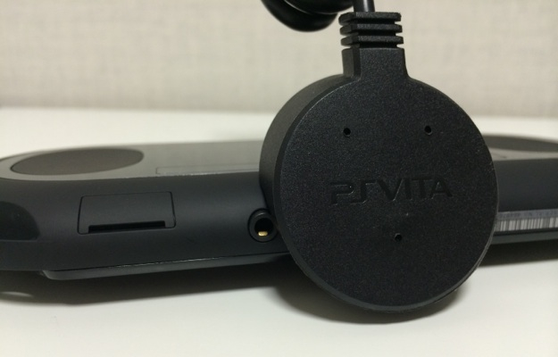 PS Vita PCH-2000 充電スタンド イヤフォンジャック